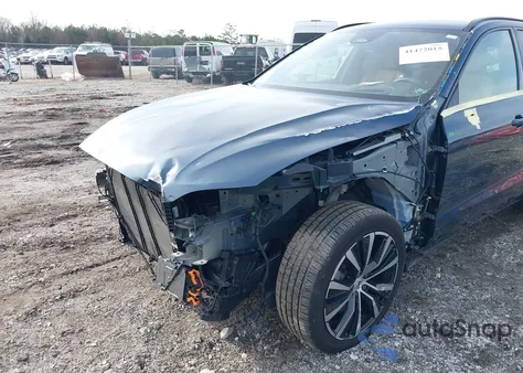 2023 Volvo Xc60 B6 Ultimate Dark Theme from USA, damaged, VIN YV4062RX4P1341137